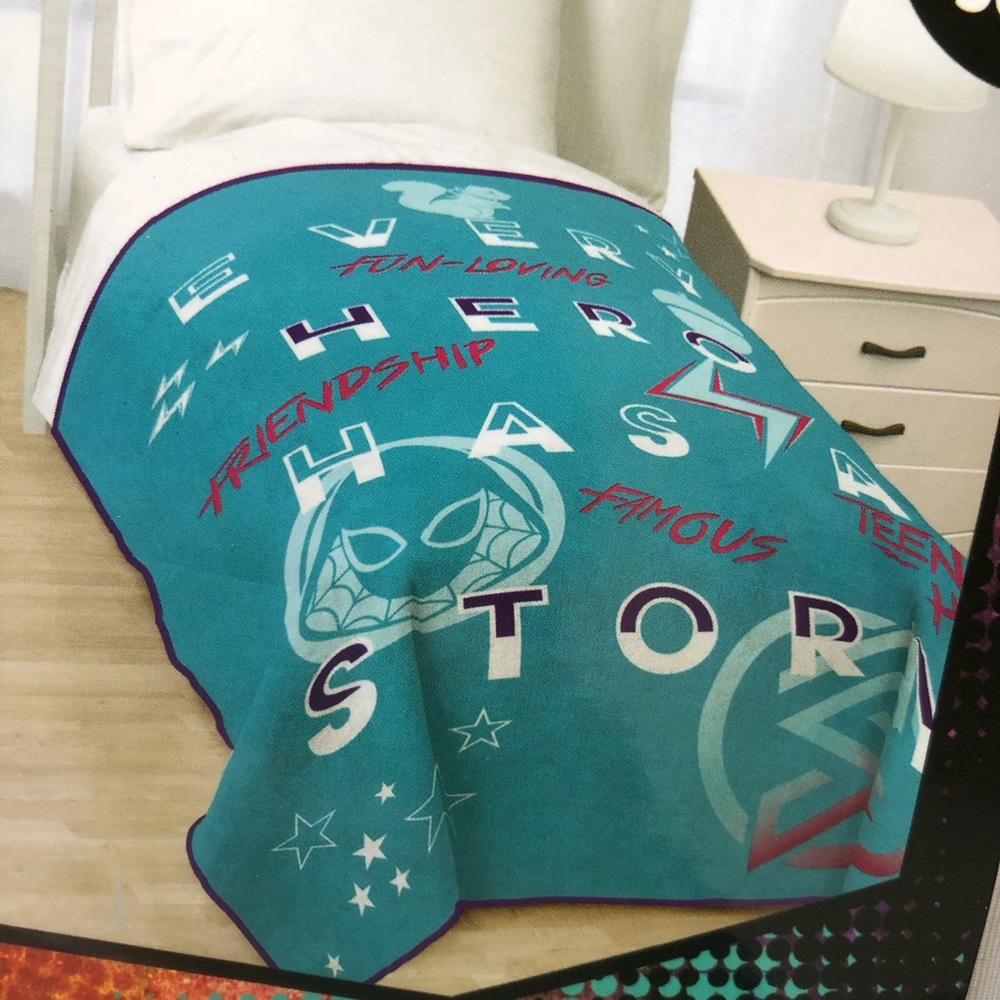 Marvel rising secret warriors super soft blanket
